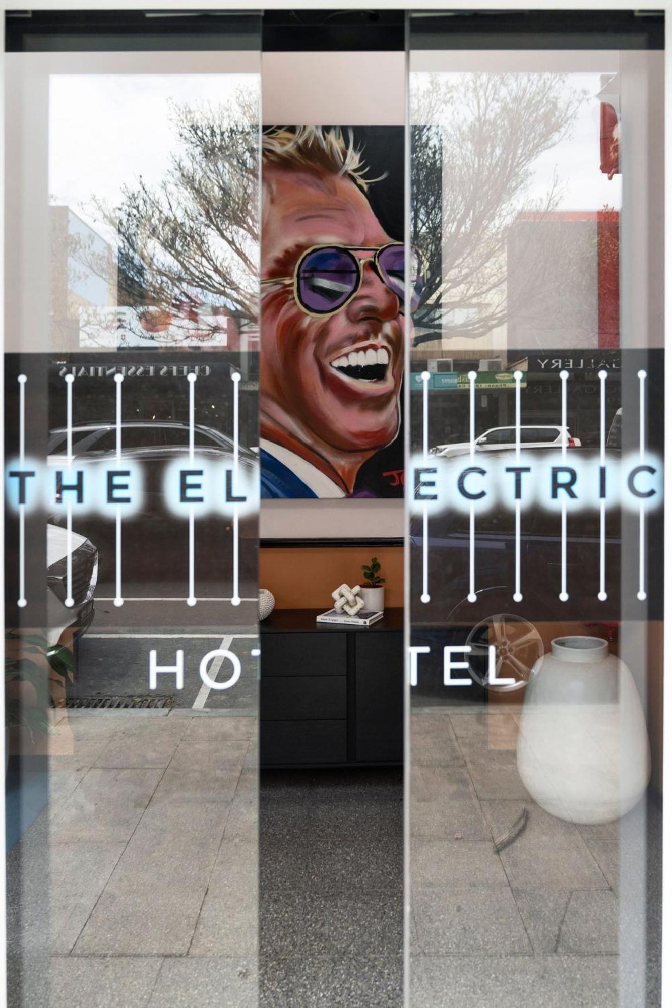 The Electric Hotel 절롱 외부 사진